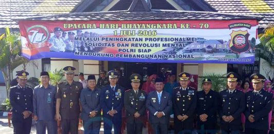 HUT ke-70 Bhayangkara, Warga Bengkayang Jangan Main Judi dan Pakai Narkoba