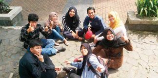 Hamur, Rumah bagi para Broken Home