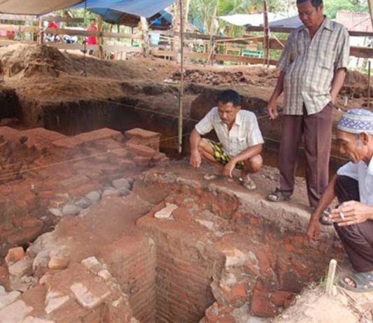 Candi di Negeri Baru, Sebuah Berkah yang Kurang Dikelola