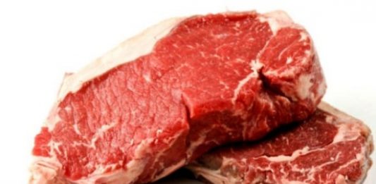 Kalau Sudah Kebanyakan Makan Daging, Segera Konsumsi Buah Ini