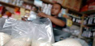 Harga Gula Pasir Tembus Rp18.000