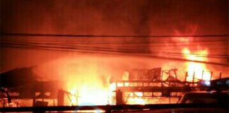 Roots Ville Café and Resto Terbakar