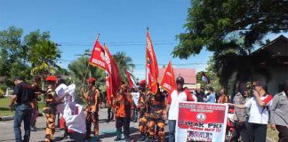 Ormas Tolak Kalender Bergambar Palu-Arit