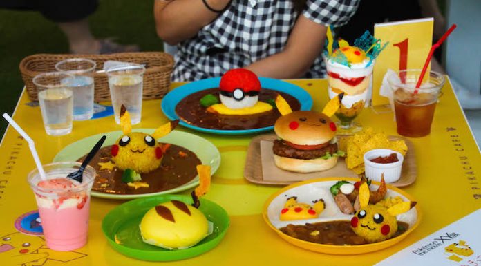 Trainer Tangkap Monster, Pengusaha Tangkap Duitnya