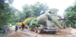 Pantau Langsung Pekerjaan Fisik, Kadis PU Warning Kontraktor