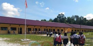 Satu Sekolah Terpisah Jarak 2 Km