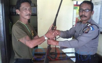 Polsek Puring Kencana Terima Empat Senjata Api