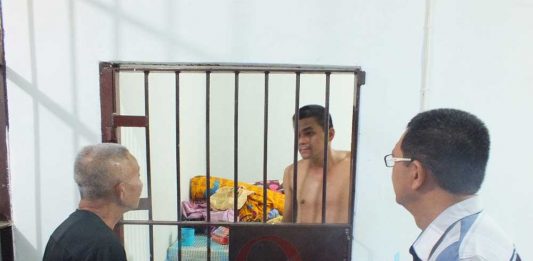 Mengaku Senang Tinggal di Kota Singkawang, Warga Malaysia Punya e-KTP Indonesia