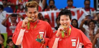 Kado Spesial dari Tontowi Ahmad/Liliyana Natsir