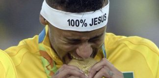 Brasil Sabet Emas Pertama Sepakbola Olimpiade, Neymar pun Menangis