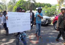 PT Sintang Raya dan PT CTB Diminta Hentikan Aktivitas