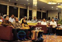 Soal Efek Rumah Kaca, Cornelis Tak Mau Didikte