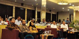 Soal Efek Rumah Kaca, Cornelis Tak Mau Didikte