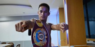 Demi HUT KKU, Iwan Naik Ring Tanpa Bayaran