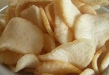 Astaga, Kerupuk “Oplosan” Beredar di Kapuas Hulu