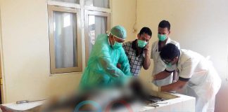 Waria Membusuk di Jalan Karet