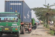 Kendaraan Besar Masih Bandel