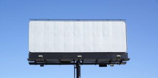 Banyak Perusahaan Tak Bayar Pajak Reklame