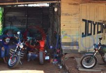 Menyulap Motor Tunggangan Jadi Motor Custom