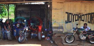 Menyulap Motor Tunggangan Jadi Motor Custom