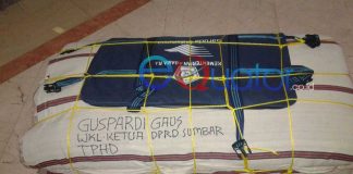 Tega Gak Tega, Koper Jamaah Tetap Dibongkar