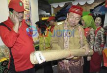 Cornelis: Jangan Beli Perabot Plastik