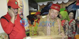 Cornelis: Jangan Beli Perabot Plastik