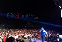 Aksi Panggung Tukul, Sibad dan Dadang Bius Masyarakat Ketapang