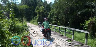 Tolong Perbaiki Jembatan Sungai Ayau