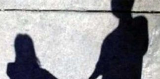 Pacari Gadis 17 Tahun, Kabur ke Singkawang