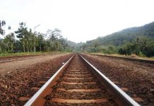 Kereta Api Masih Dikaji