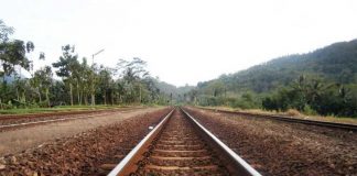 Kereta Api Masih Dikaji