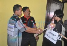 Rekonstruksi Bunuh Anak dan Aniaya Istri