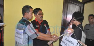 Rekonstruksi Bunuh Anak dan Aniaya Istri