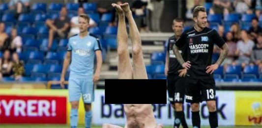 Tak Senonoh, Telanjang Bulat di Tengah Laga