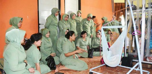 Jenguk Veteran dan Anak Penderita Jantung Bocor