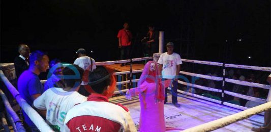 Momen Mengenalkan Budaya Sandai, Boneka yang Bikin Dua Petinju Dunia Kewalahan