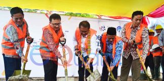 Dua Jempol untuk Pembangunan Palapa Ring