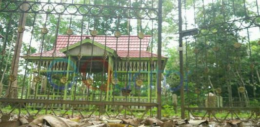 Ziarah Makam Tujuh Keramat di Idul Fitri