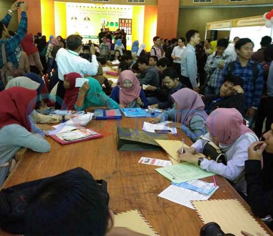 Belum Mendapat Kesempatan Kerja, Pemuda Pontianak Banyak Nganggur