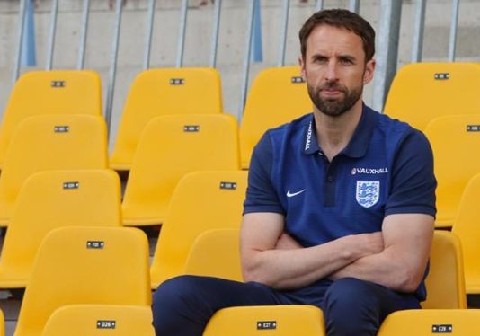 Karena Inggris Makin Terkikis