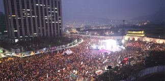 Sangat Ingin Presidennya Mundur