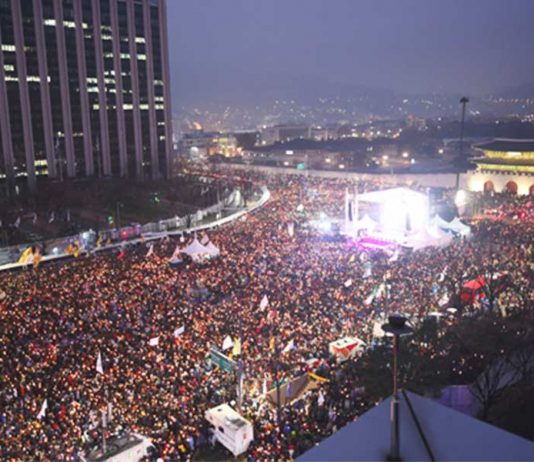 Sangat Ingin Presidennya Mundur