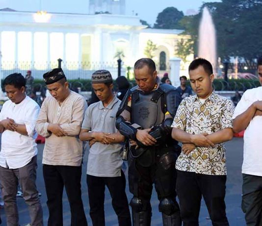 Sisi Lain Aksi Demonstrasi 4 November