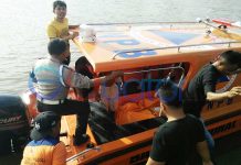 Warga Cilacap Mengapung di Mempawah