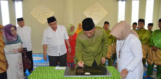 Resmikan Musholla Al Badar SMAN 1 Pontianak, Sutarmidji: Mungkin Terbaik se Indonesia