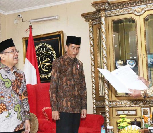 Presiden Tegaskan Tidak Akan Lindungi Ahok