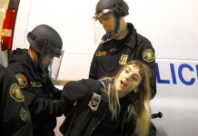 Mau Tidak Mau, Presiden AS Itu Trump