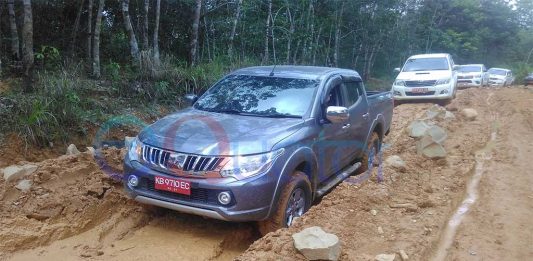 Rp52 Milyar Tangani Jalan Simpang Medang-Nanga Mau