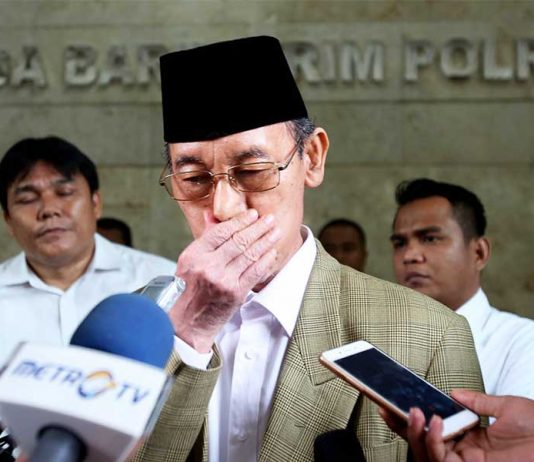 Saksi Ahli Beda Pendapat